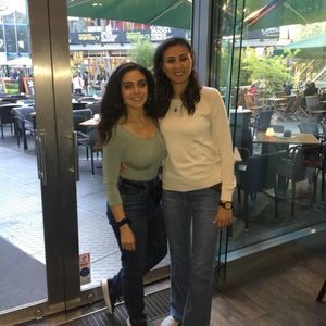 Meet your Posher, Christine